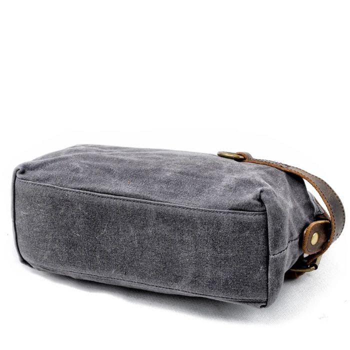Kulturtasche aus Canvas & Leder - WALLTON™