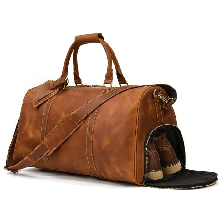 Leather travel bag with shoe compartment - weekender